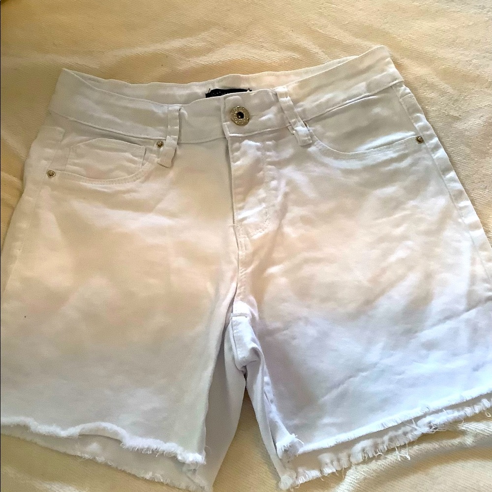 Signature Studio white denim shorts